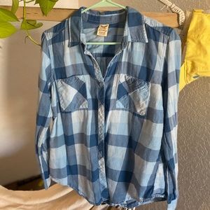 Comfy plaid button up